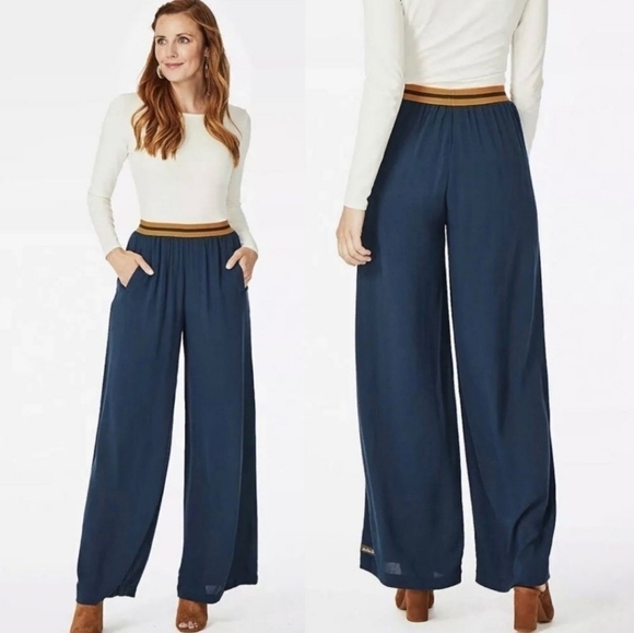 Matilda Jane Pants - NWT Matilda Jane Navy Flowy Pants Gold Elastic Waistband Size Large​​​​​